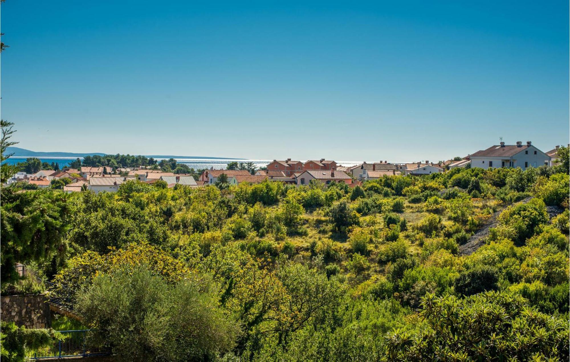 3 Bedroom Nice Apartment In Krk Krk Town Bagian luar foto